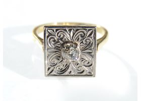 Antique Old Mine diamond plaque ring in yellow gold