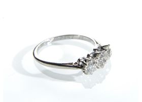 1920s Old European cut diamond three stone ring