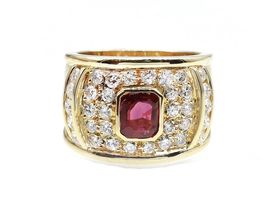 1980s ruby and diamond broad cocktail ring in 18kt yellow gold