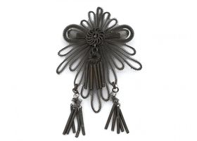 18th century Silesian wire brooch