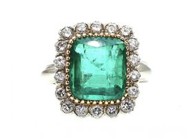 Colombian emerald and diamond rectangular cluster ring