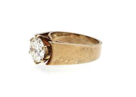 1.72ct round Old European cut diamond solitaire ring