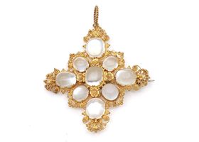 1860s moonstone cluster and cannetille gold brooch/pendant