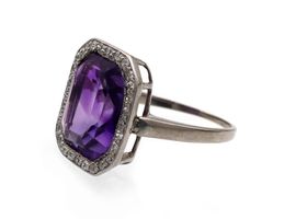 Art Deco amethyst and diamond rectangular cluster ring