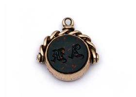 1887 round sardonyx and bloodstone Freemason fob
