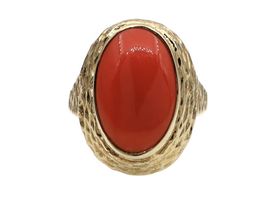 1970s German oval coral textured dress ring in 8kt gold