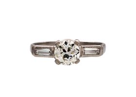 1920s diamond solitaire engagement ring in platinum