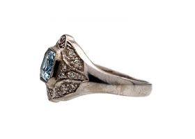 Vintage aquamarine and diamond cluster ring in 18kt white gold