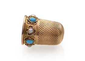 Antique pearl and turquoise yellow gold thimble