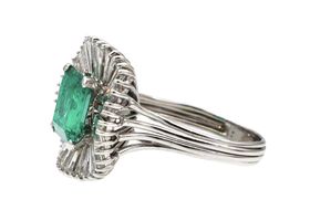 Vintage Colombian emerald and diamond ballerina cluster ring