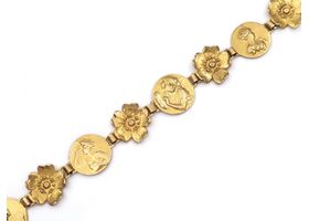 Art Nouveau flower and femme portrait bracelet in 18kt yellow gold