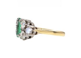Vintage emerald and diamond fancy cluster ring in 18kt yellow gold
